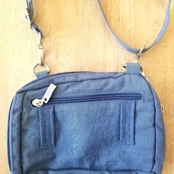 Baggalini Convertable Crossbody Bag Purse - Picture 2 of 4